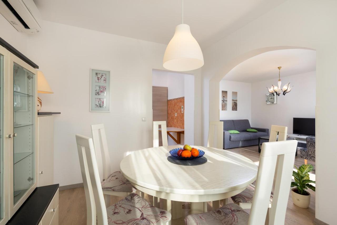 Apartment Viviana Pula Ngoại thất bức ảnh