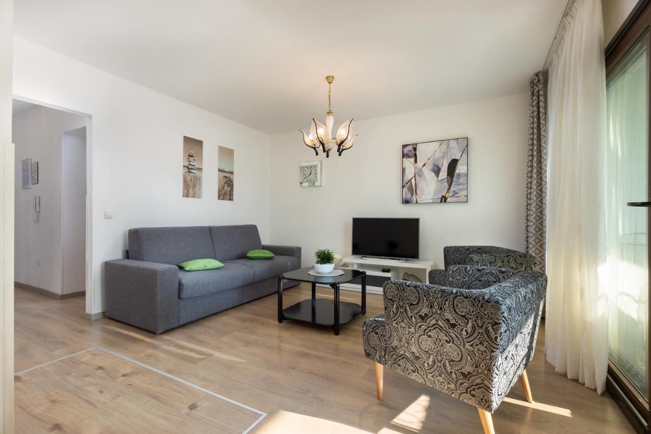 Apartment Viviana Pula Ngoại thất bức ảnh